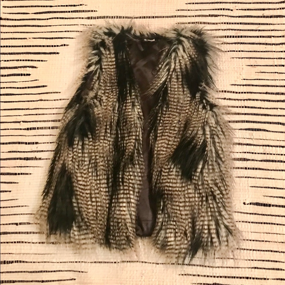 Divided Faux Fur Vest in Black and Cream